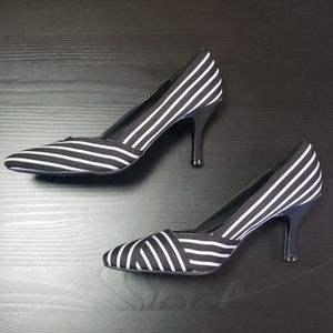 Black and white striped pumps